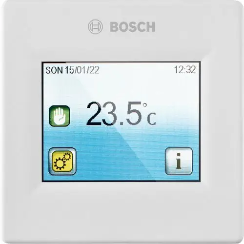 Weißer Heizungsregler von Bosch mit digitalem Display, Anzeige der aktuellen Temperatur, Datum und Uhrzeit sowie Bedienelementen für Einstellungen.